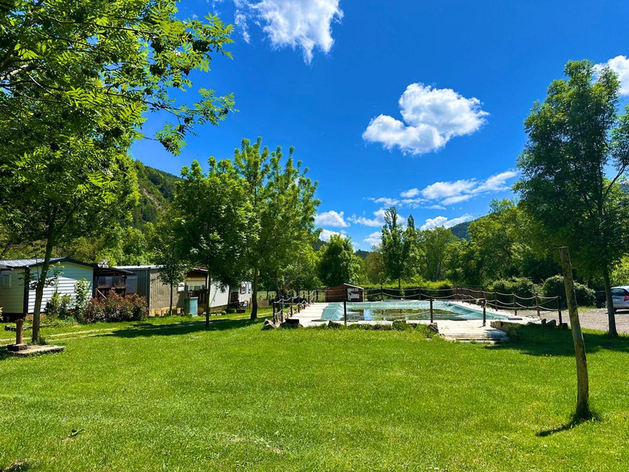Bungalows Y Cabanas Solopuent Natur Castiello de Jaca Exterior photo