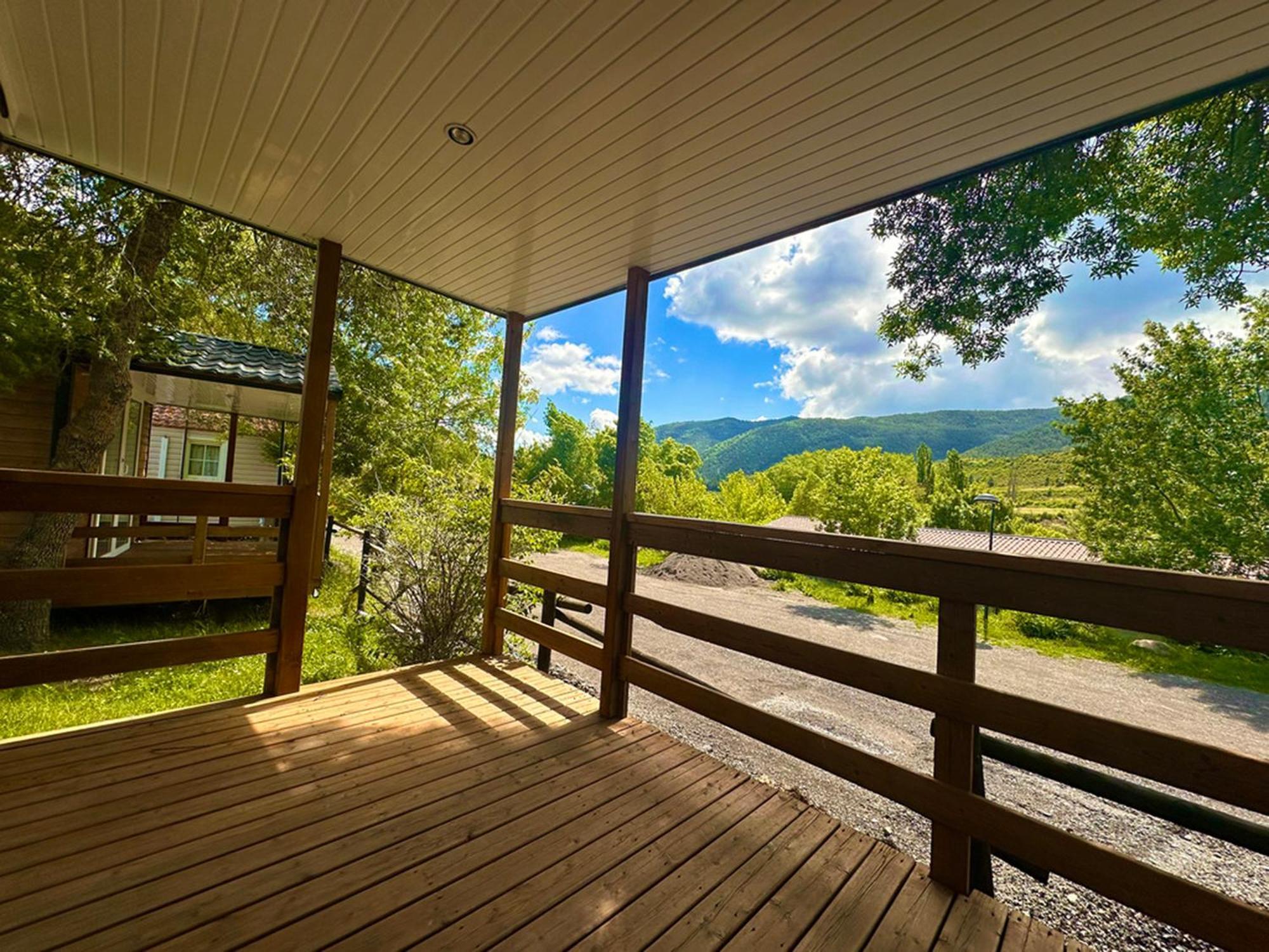 Bungalows Y Cabanas Solopuent Natur Castiello de Jaca Exterior photo